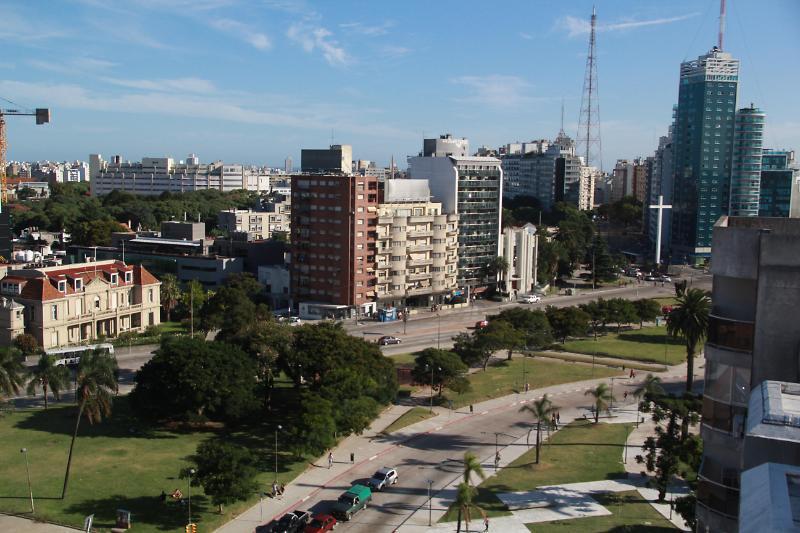 Mercosur Universitas Монтевидео Экстерьер фото